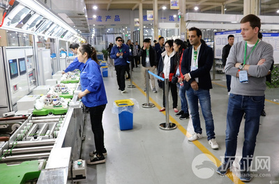多國旅行商深入智能馬桶工廠 體驗(yàn)&ldquo;臺州智造&rdquo;獨(dú)特魅力